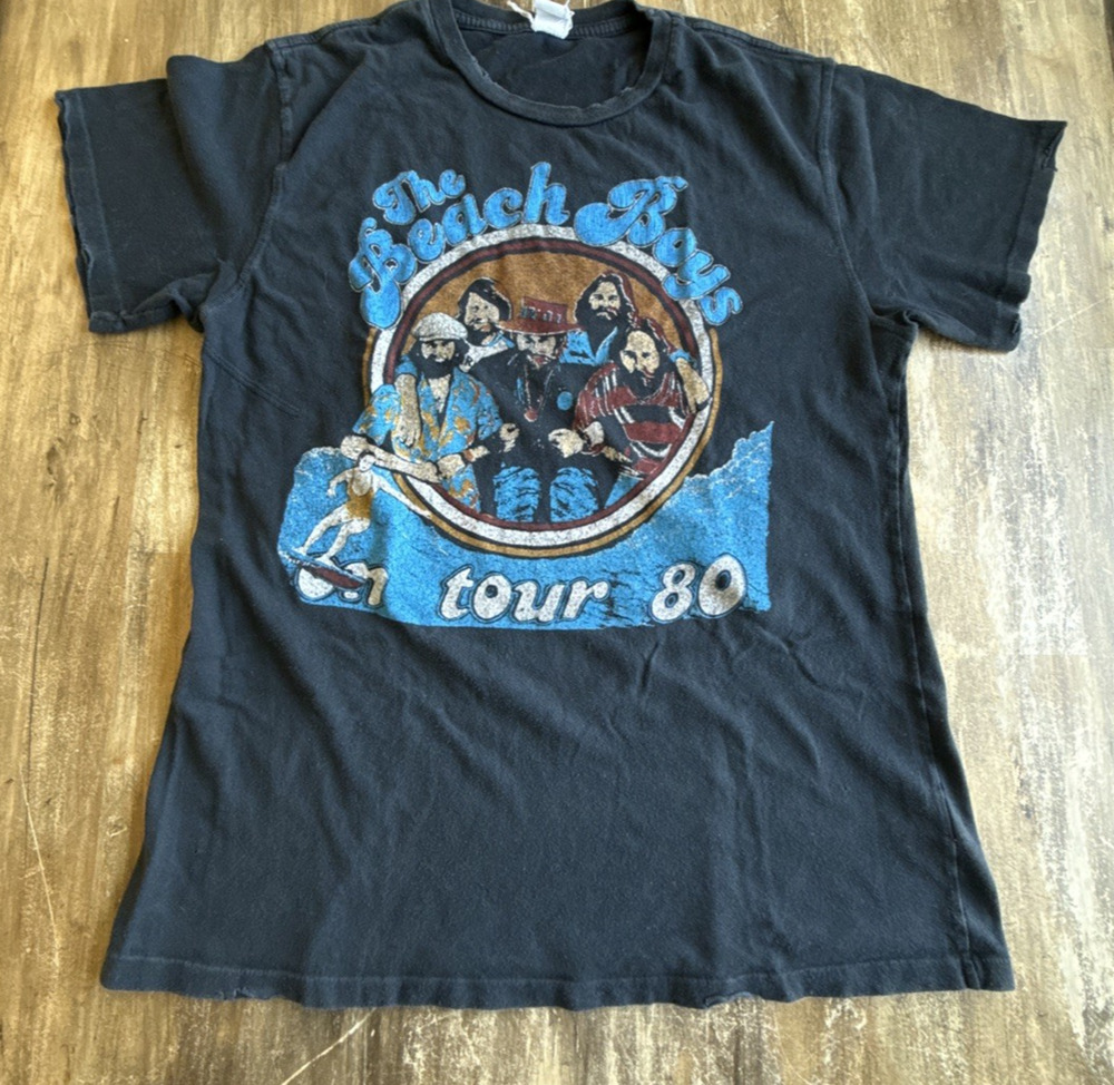 MadeWorn Rock The Beach Boys "Tour 80" Distressed Graphic Tee — Unisex Size M